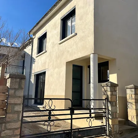 Maison De Village, Jardin, Vue Pyrenees - 8 Pers Ferienhaus *