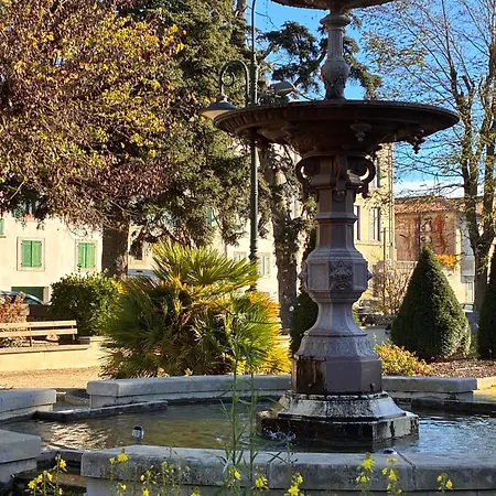 Maison De Village, Jardin, Vue Pyrenees - 8 Pers